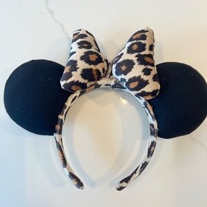 Disney Minnie Mouse Ears animal print